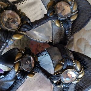 BKE Black and Silver Sandals with Elegant Metallic Straps